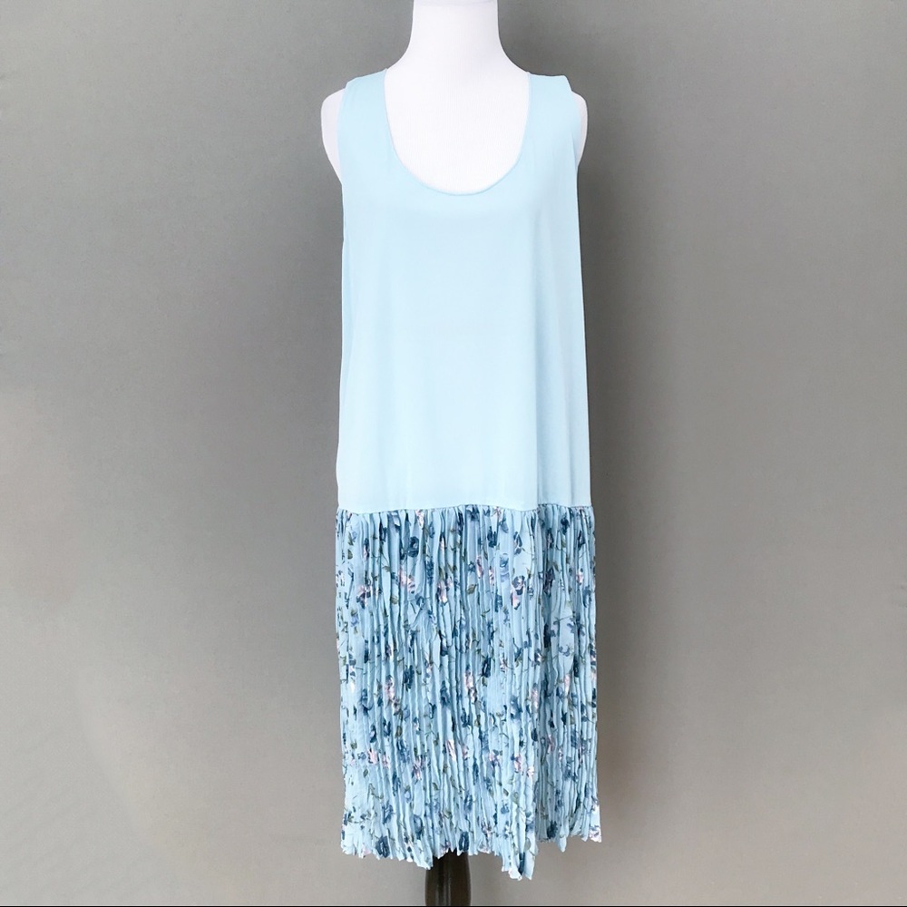Floral accordion skirt dress, 16 petite. - Picture 5 of 5